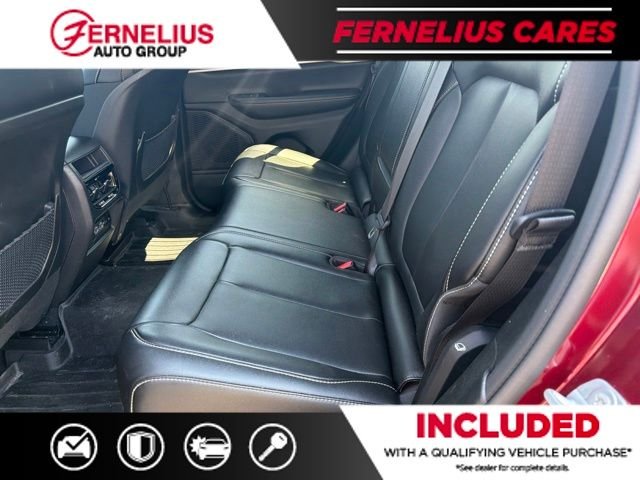 Used 2023 Red Jeep Limited image 7