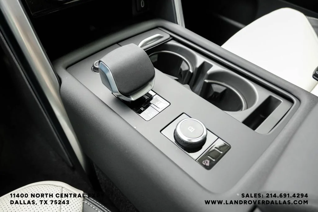 New 2026 Santorini Black Metallic Land Rover S image 26