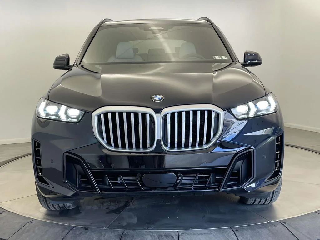 New 2026 Black BMW xDrive40i image 8