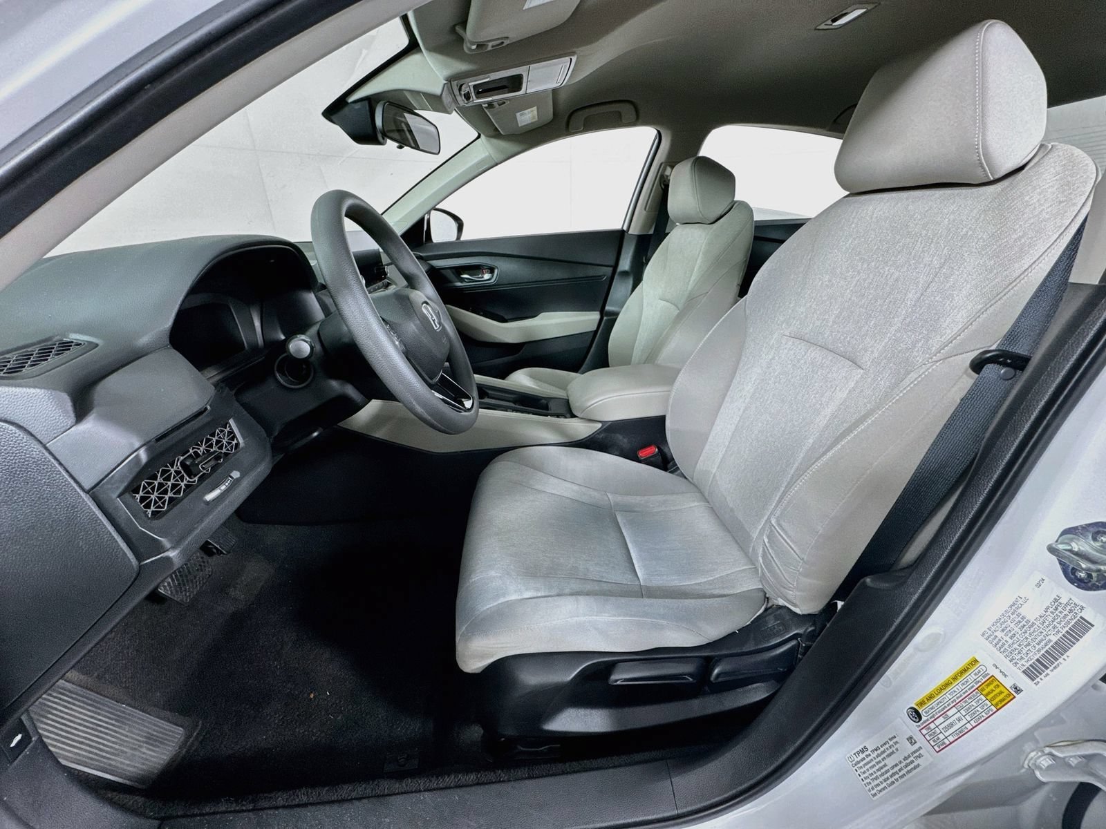 2024 Honda Accord LX - Photo 30