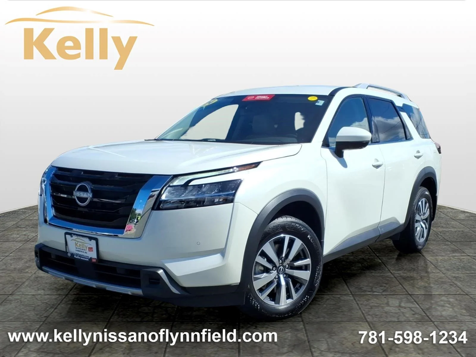 Certified Used 2024 Pearl White Tricoat Nissan SL image 1
