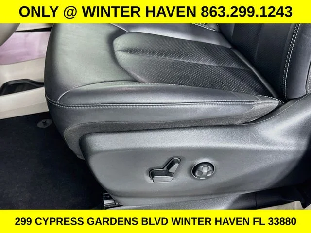 Used 2024 Silver Chrysler Touring L image 18