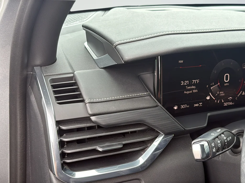 Used 2024 Silver GMC Elevation image 32