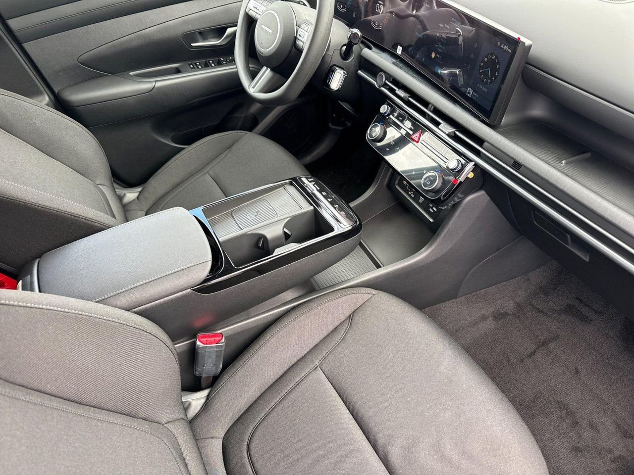 New 2025 Gray Hyundai SEL image 15