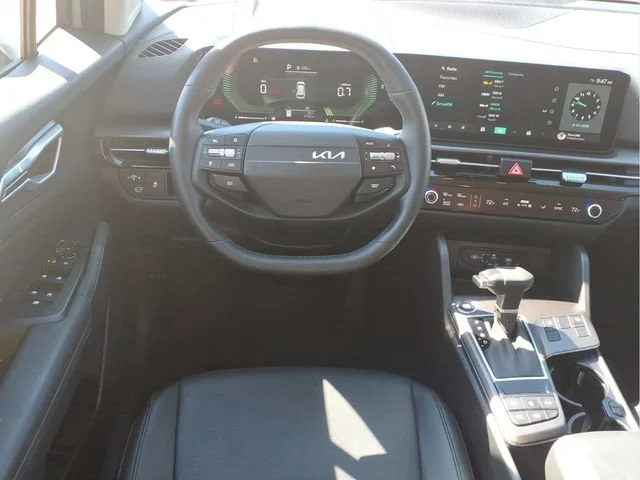 Used 2026  Kia EX image 19