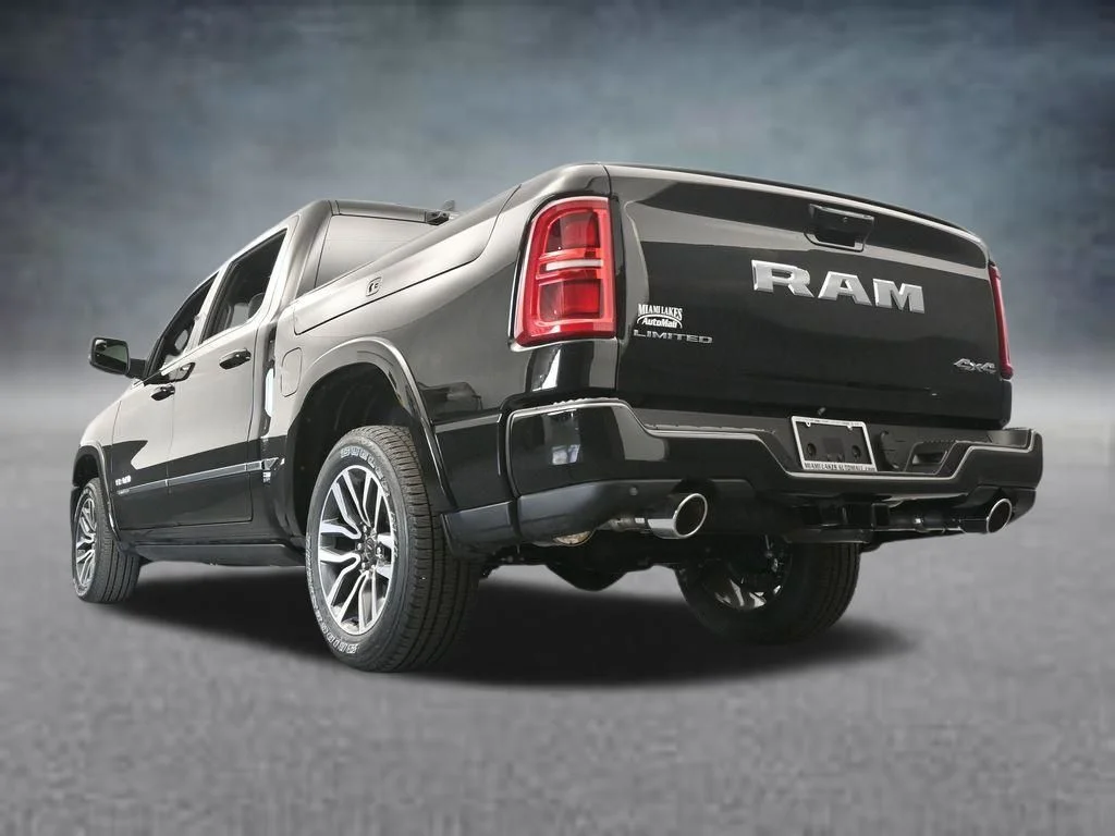 New 2026 Diamond Black Crystal Pearlcoat RAM Limited image 63
