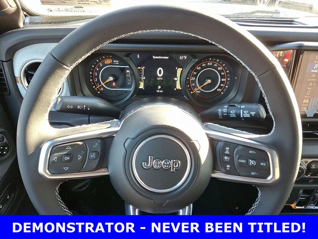 2025 Jeep Wrangler 4-Door Sahara - Photo 14