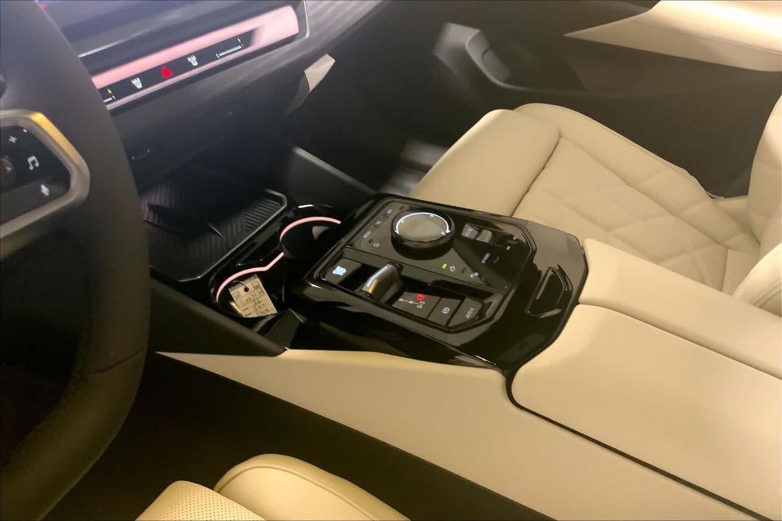 New 2026 Black Sapphire Metallic BMW 540i xDrive image 7