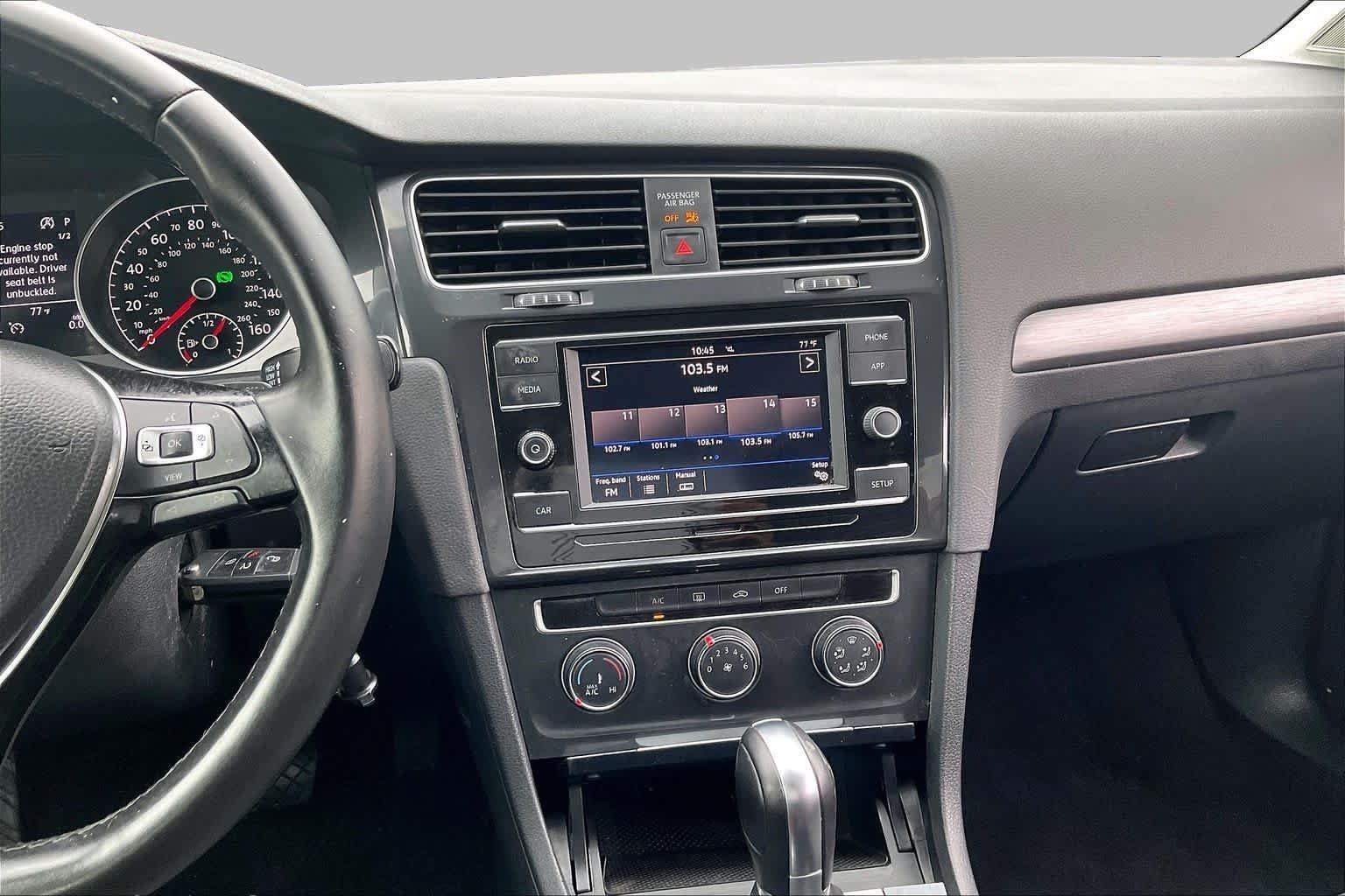 Pre-Owned 2019 Volkswagen Golf SportWagen S