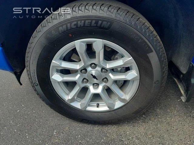Used 2026 Riptide Blue Metallic Chevrolet RST image 9
