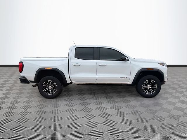 Used 2024 White GMC AT4 image 8