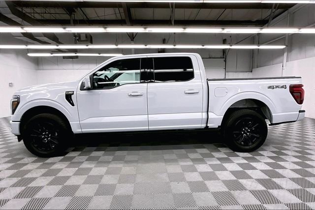 Used 2025 Space White Metallic Ford Platinum image 15