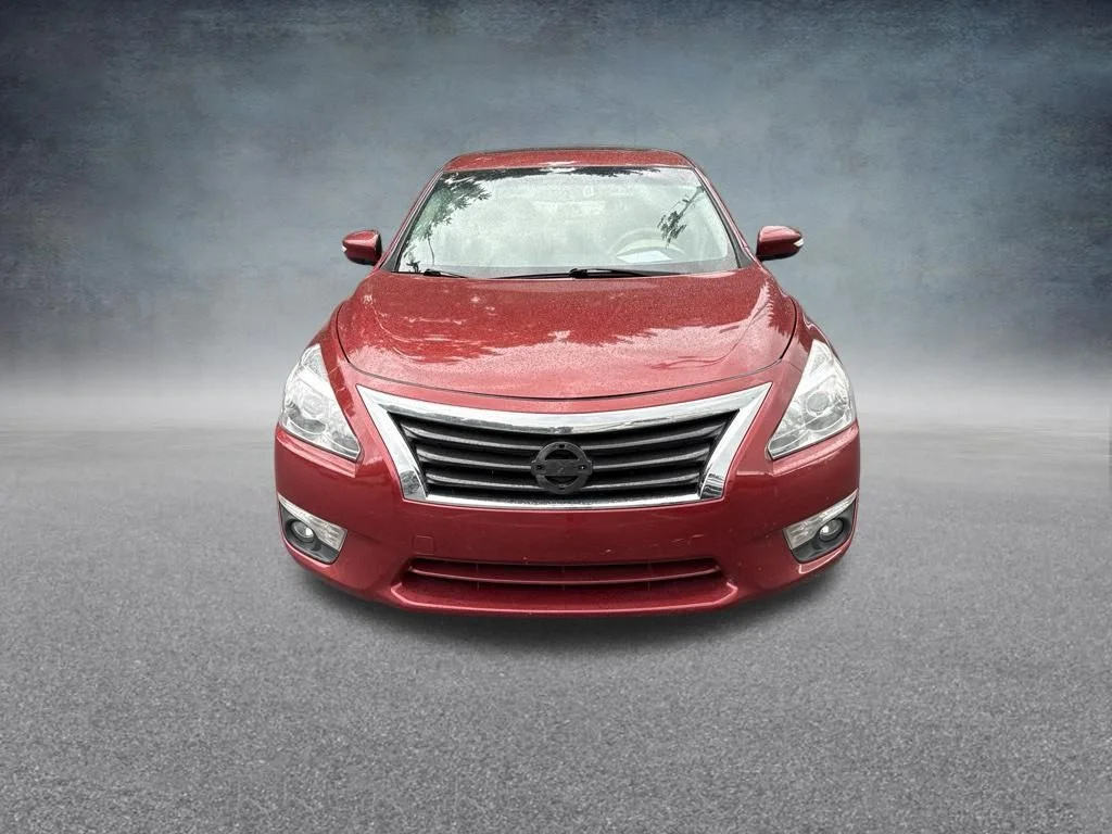 Used 2015 Red Nissan 2.5 SV image 10