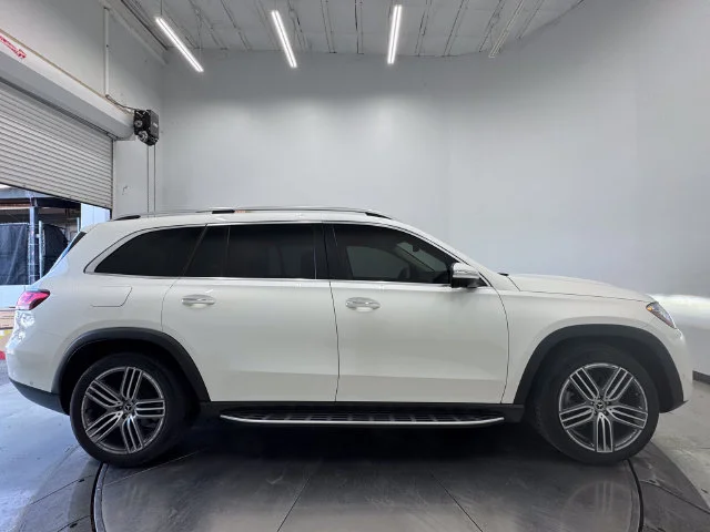 Certified Used 2023 MANUFAKTUR Diamond White Metallic Mercedes-Benz GLS 450 image 14