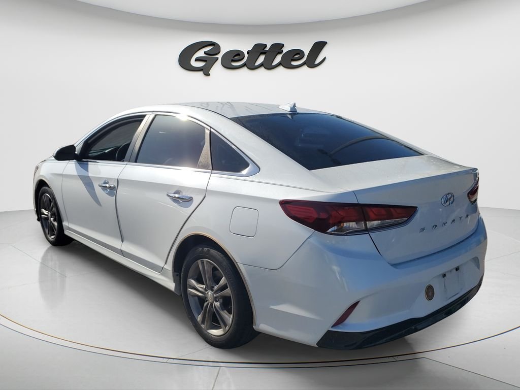 Used 2018 White Hyundai SEL image 7