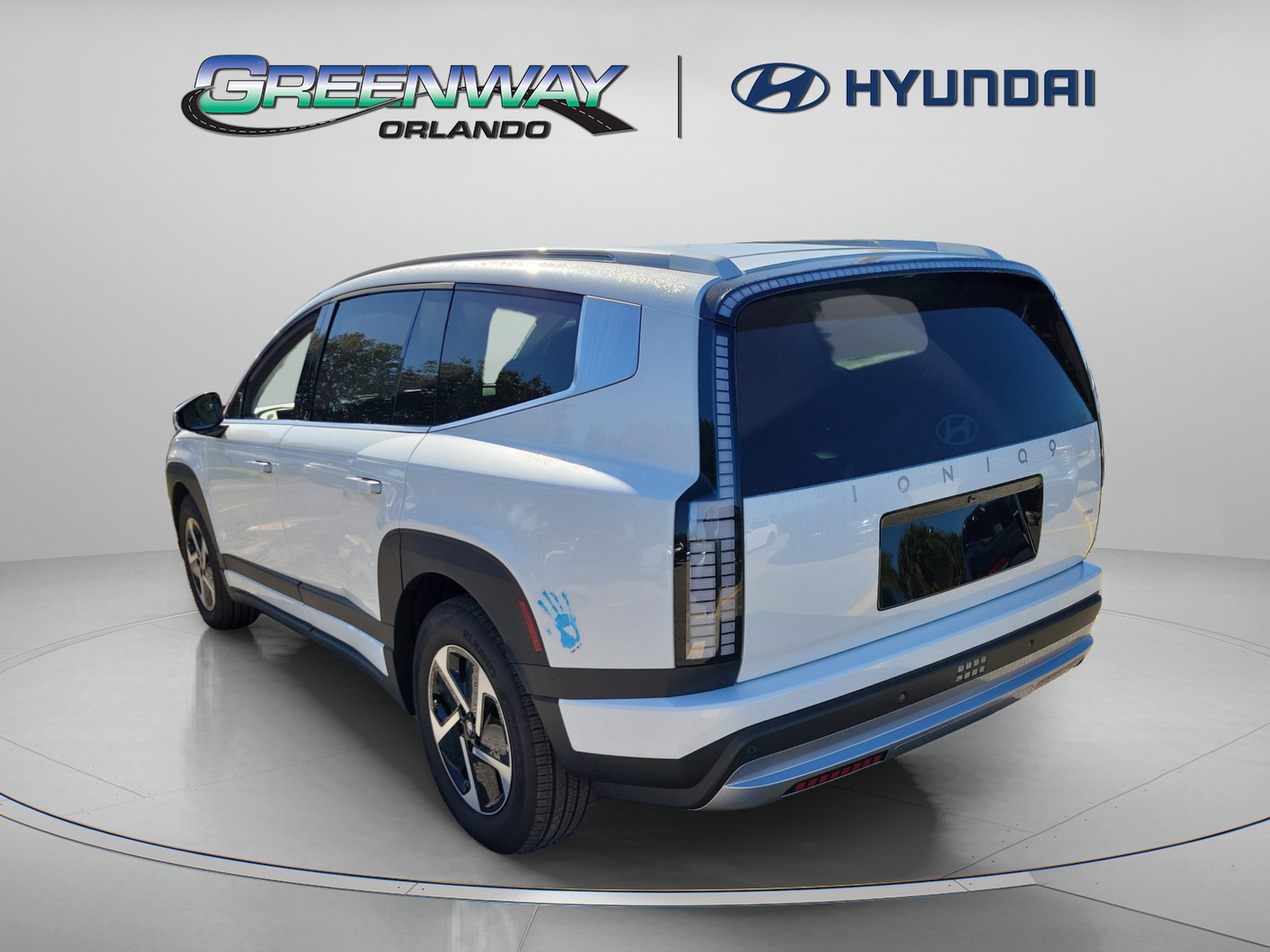 2026 Hyundai IONIQ 9 SE - Photo 3
