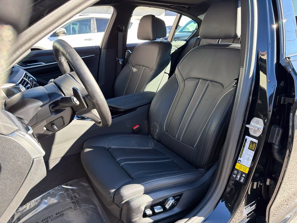 Used 2023 Black BMW M550i xDrive image 25