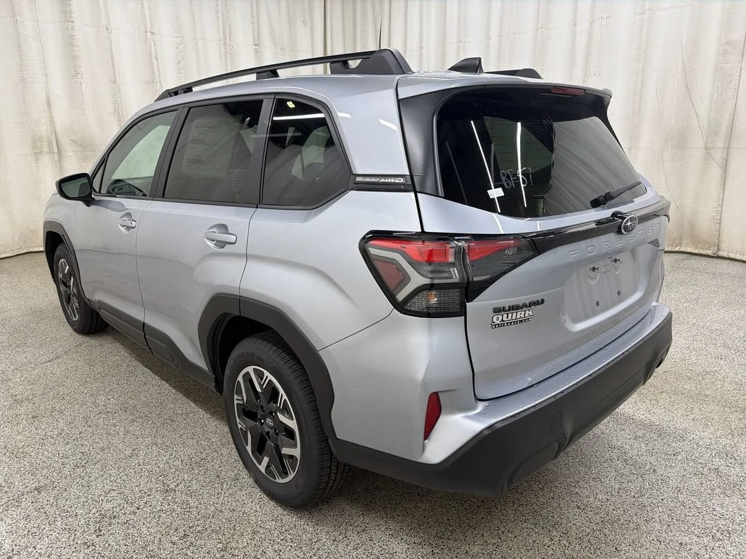 New 2026 Ice Silver Metallic Subaru Premium image 9