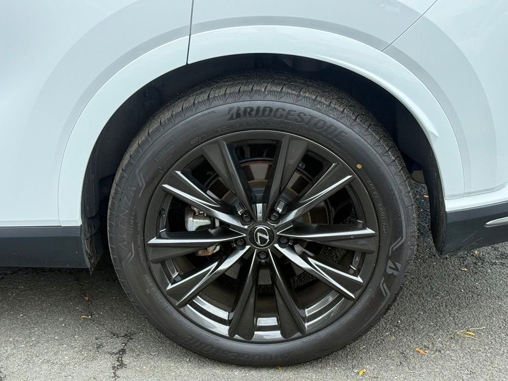 Used 2025 Ultra White Lexus 350h F SPORT Design image 13