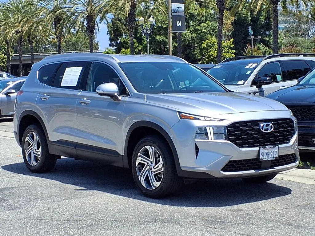 Used 2023 Silver Hyundai SEL image 7