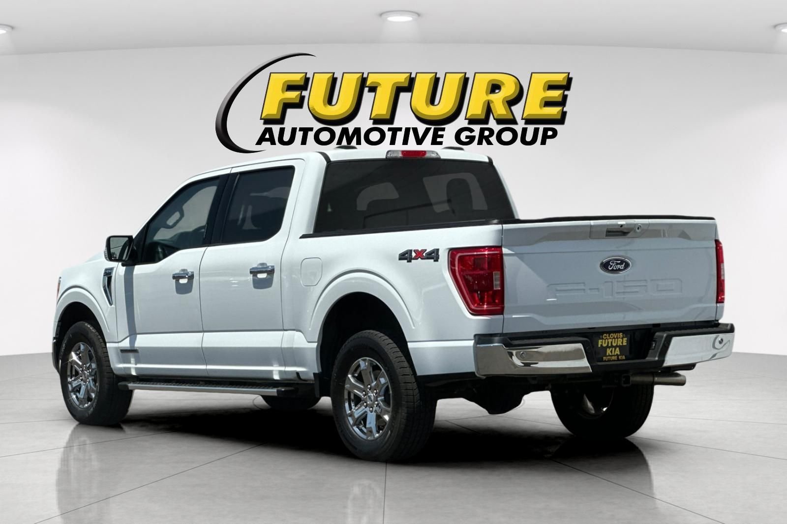 Used 2023 White Ford XLT image 6