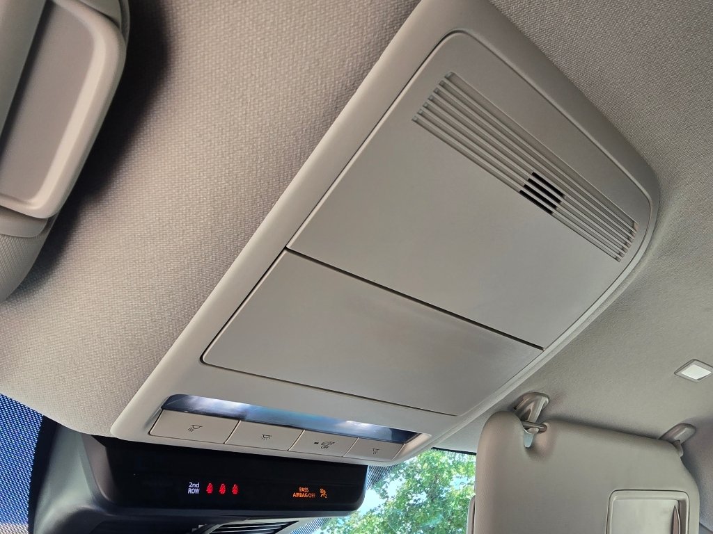 Used 2025 Soul Red Crystal Metallic Mazda 2.5 S Preferred Package image 22
