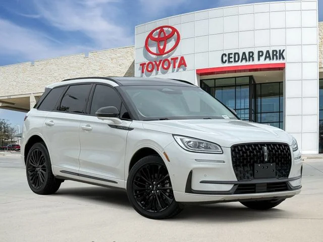 2023 Lincoln Corsair Reserve AWD's photo
