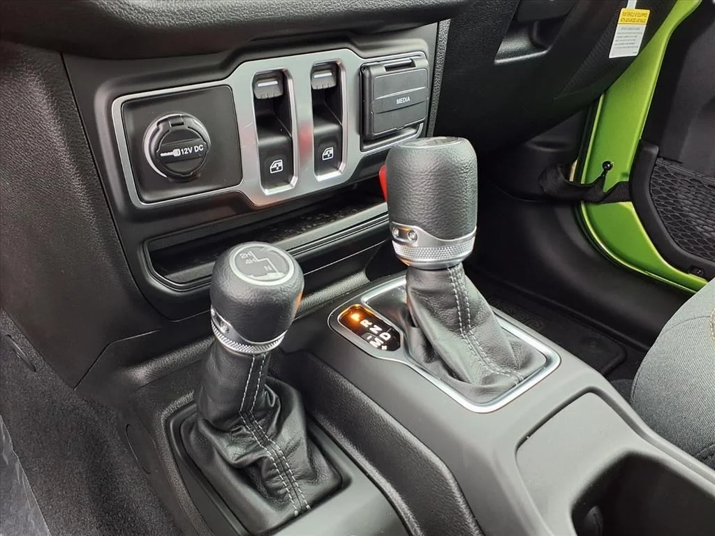 2026 Jeep Wrangler 2-Door Sport - Photo 9