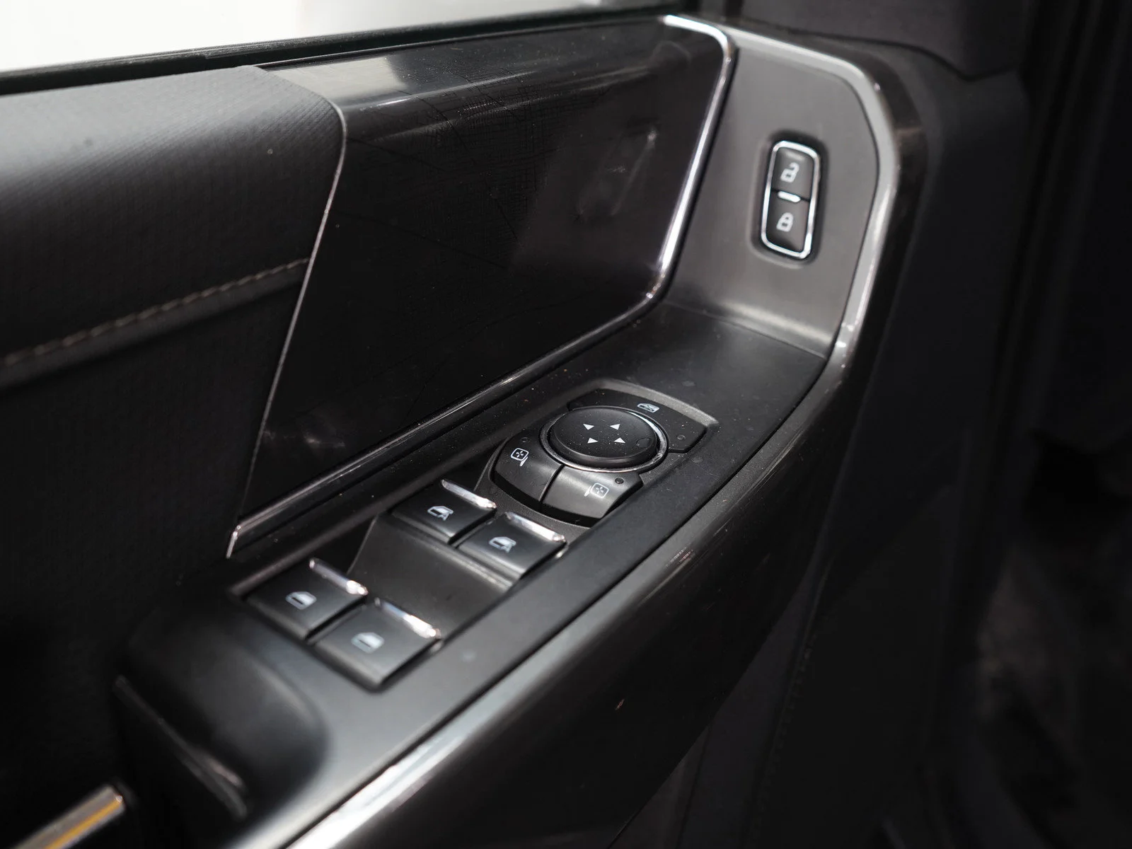 Used 2022 Gray Metallic Ford XLT image 21