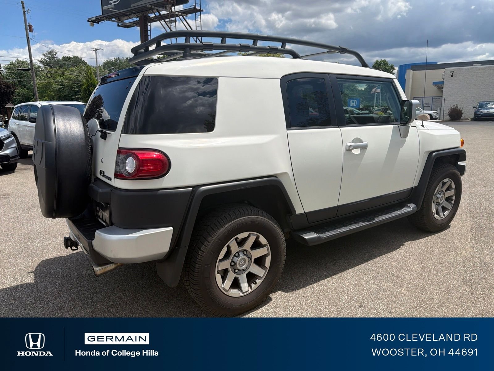 Used 2014 Iceberg Toyota Base image 6