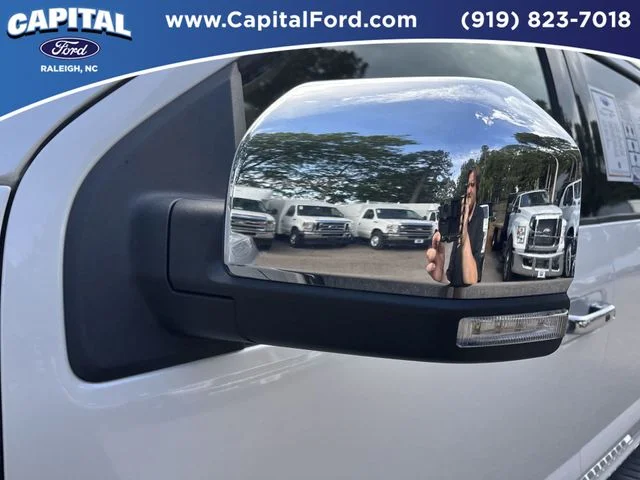 Used 2017 White Ford Lariat image 12