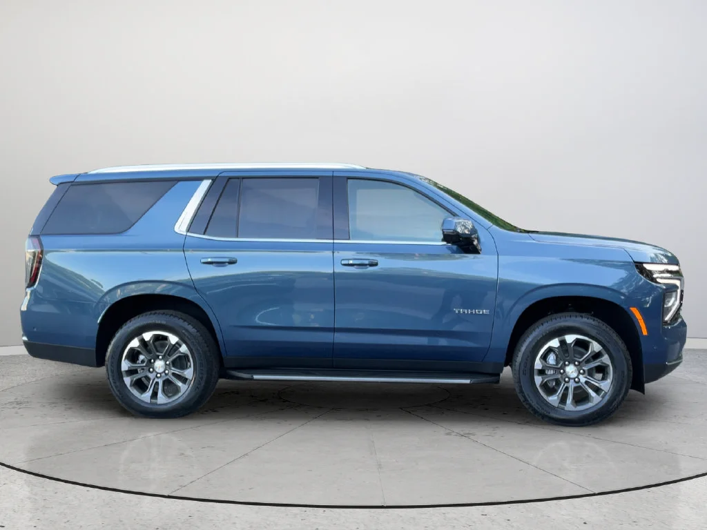 New 2026 Lakeshore Blue Metallic Chevrolet LT image 8