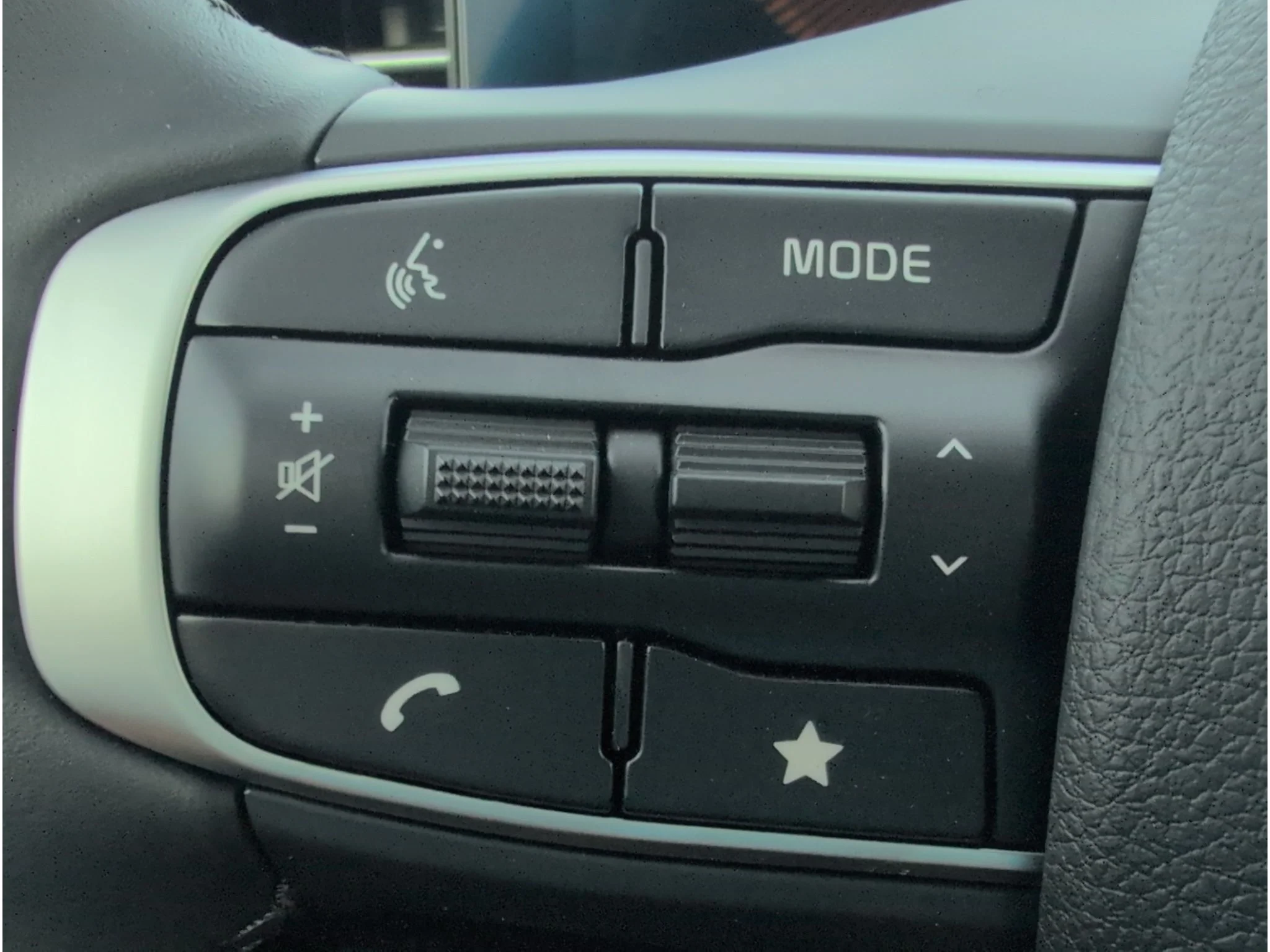 New 2026 Wolf Gray Kia GT-Line FWD image 22