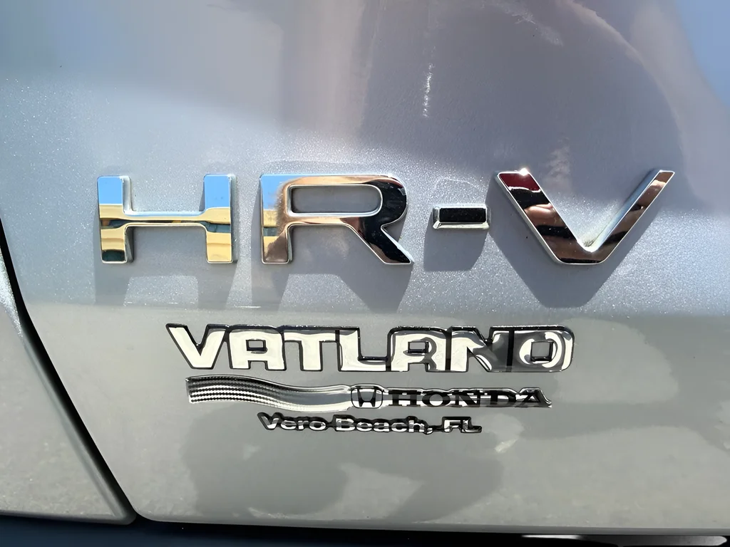 Certified Used 2023 Lunar Silver Metallic Honda LX image 36