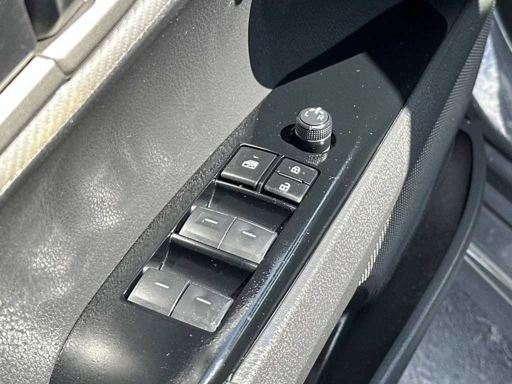 Certified Used 2025  Toyota SE image 22