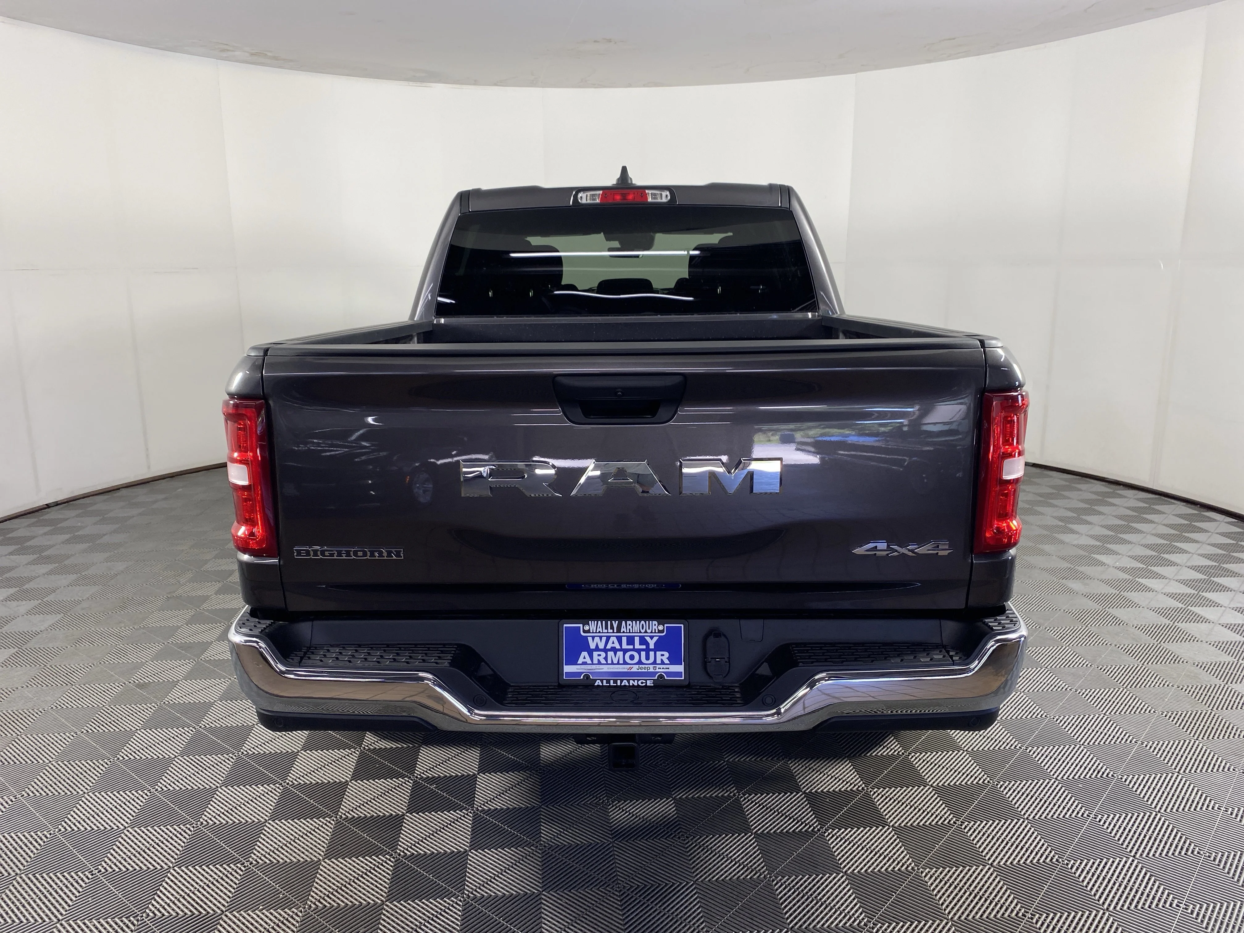New 2026 Granite Crystal Metallic Clear-Coat Exterior Paint RAM BIg Horn image 6