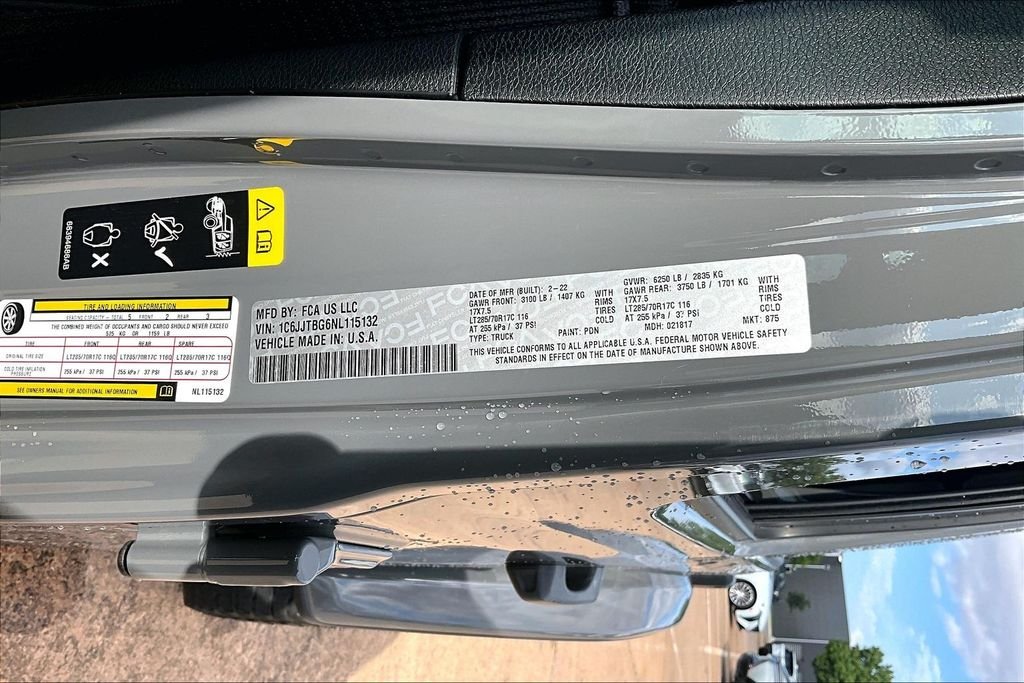 Used 2022 Gray Jeep Rubicon image 35