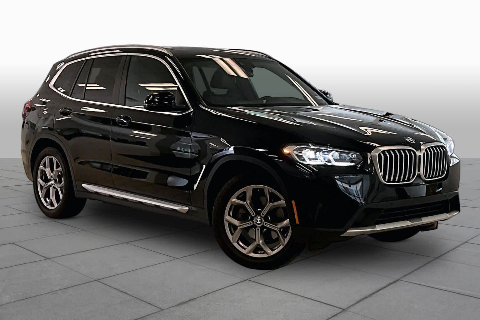Used 2023 Jet Black BMW sDrive30i image 2