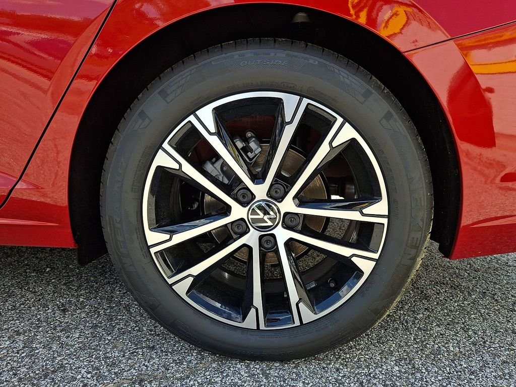 New 2026 Red Volkswagen 1.5T Sport image 5