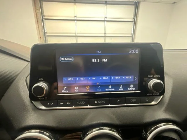 Used 2025 Gray Nissan S image 10