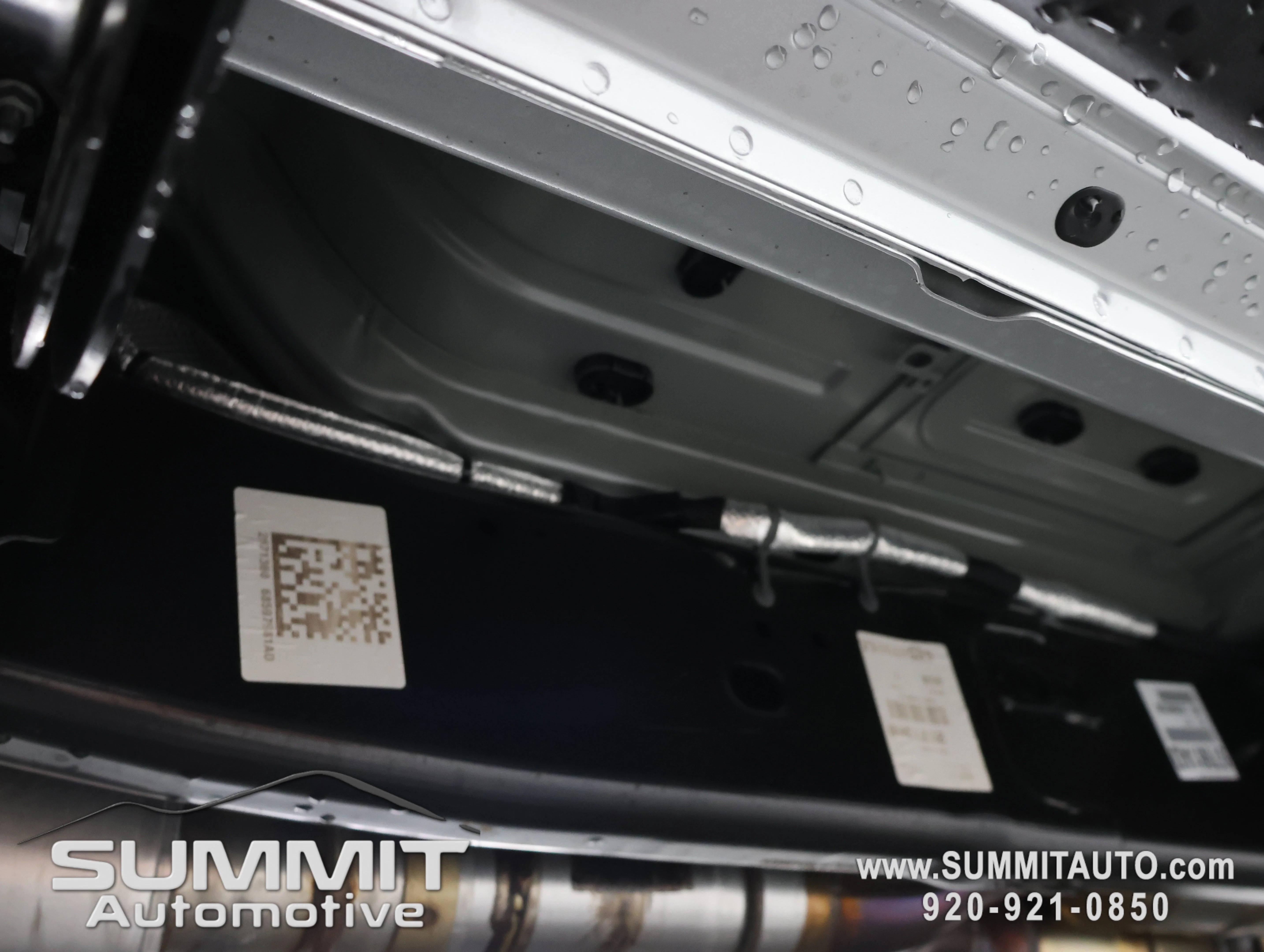 New 2026 Silver-Zynith Exterior Paint RAM Tradesman image 25