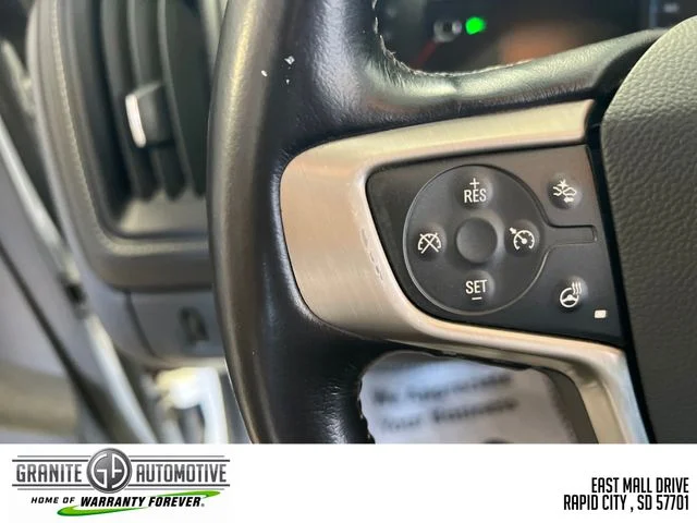 Used 2020 White GMC Denali image 32