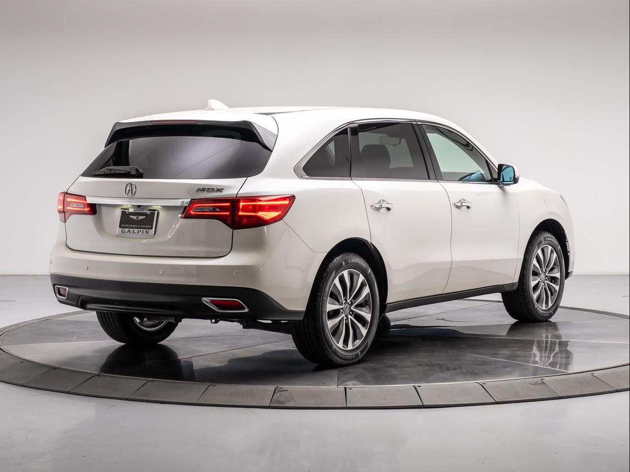 Used 2016 White Diamond Pearl Acura Tech image 5