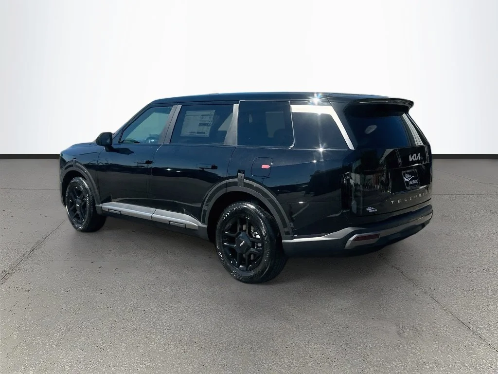 New 2027 Ebony Black Kia LX image 5