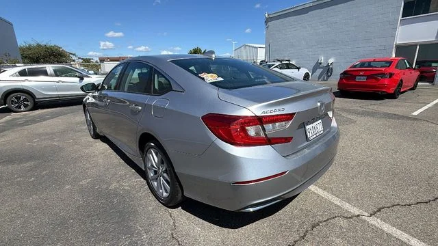 Used 2021 Silver Honda LX image 6