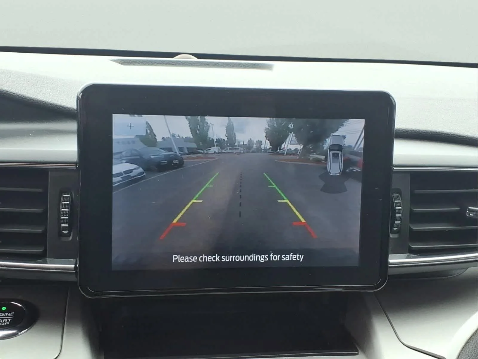 Used 2020 Agate Black Metallic Ford XLT image 27