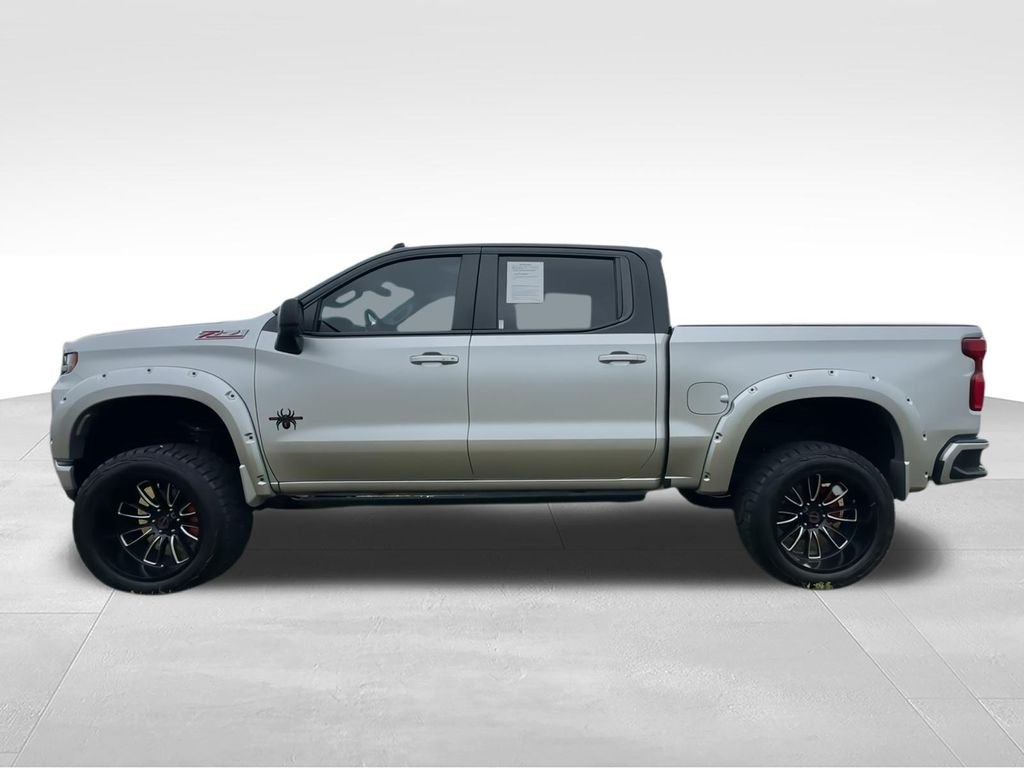 Used 2020 Silver Chevrolet RST image 5