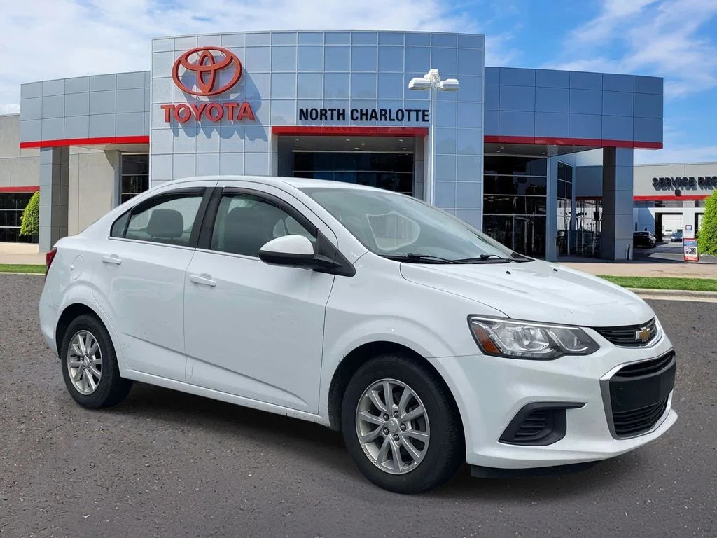 2020 Chevrolet Sonic Sedan LT Automatic's photo