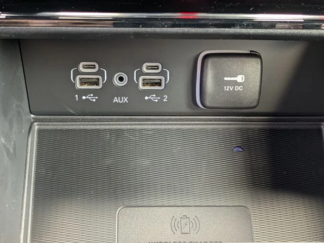 New 2025 White Jeep Laredo image 30