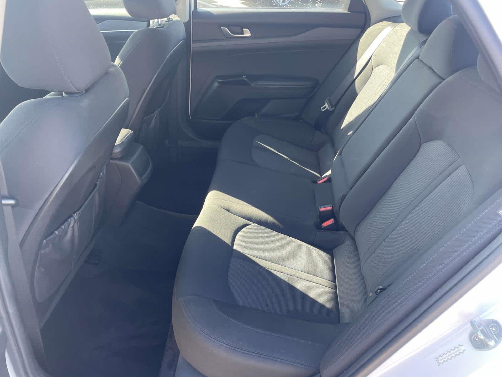 Used 2021 Glacial White Pearl Kia LXS image 21